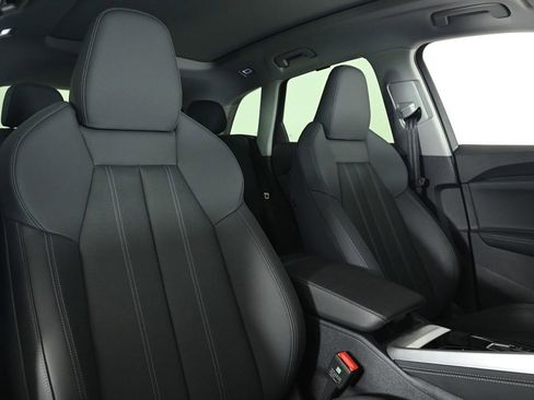 New 2025 Audi Q5 Prestige image 15