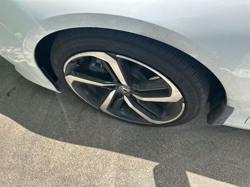 Used 2022 Honda Accord Sport image 10