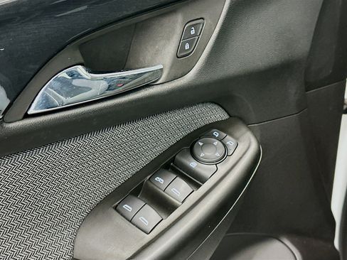 Used 2025 Chevrolet TrailBlazer LT image 15