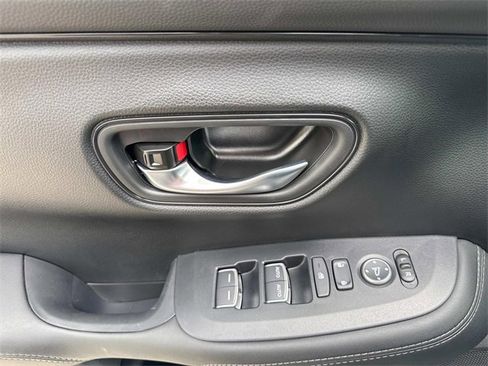 New 2026 Honda HR-V EX-L image 8