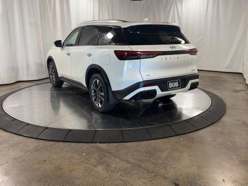 Certified 2025 INFINITI QX60 Luxe w/ Vision Package image 8