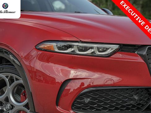 New 2025 Alfa Romeo Tonale w/ Premium Package image 3