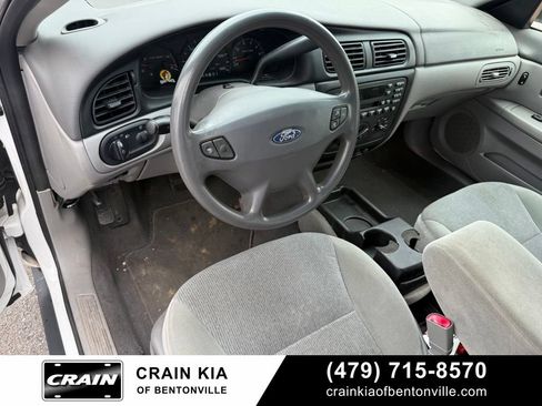 Used 2000 Ford Taurus SE FWD image 9