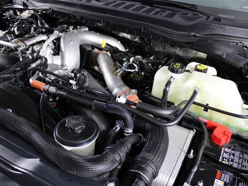 Used 2025 Ford F450 Lariat w/ Lariat Ultimate Package image 18