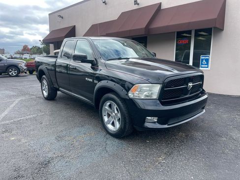 Used 2010 Dodge Ram 1500 Truck Sport AWD/4WD image 3