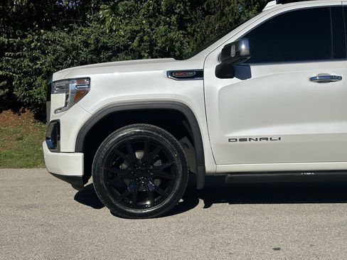 Used 2021 GMC Sierra 1500 Denali w/ Driver Alert Package II image 9