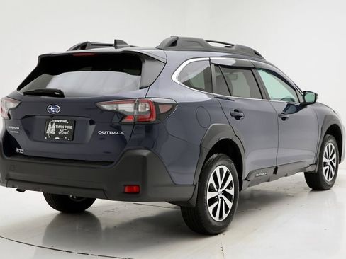 Used 2025 Subaru Outback Premium w/ Popular Package #1 image 9