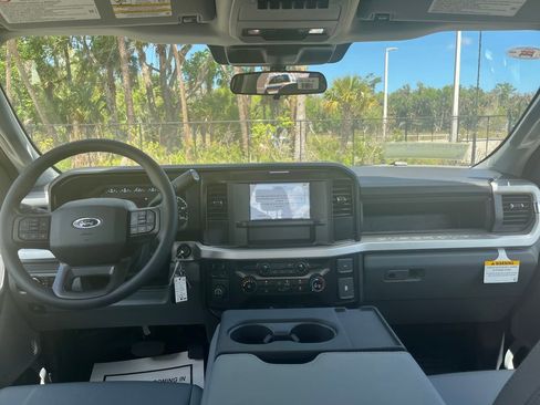 New 2026 Ford F250 XL w/ XL Chrome Package RWD image 5