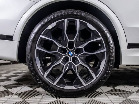 Used 2023 BMW X7 xDrive40i w/ M Sport Package image 47