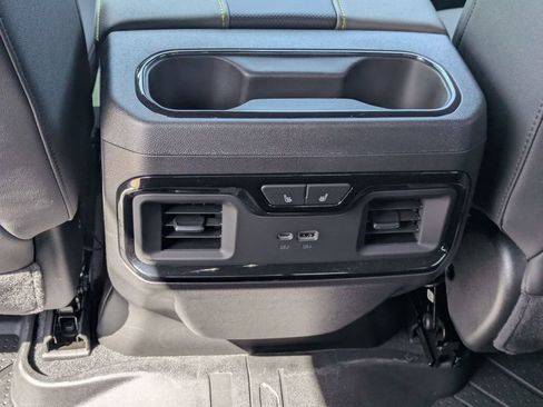 New 2026 Chevrolet Silverado 1500 ZR2 w/ LPO, Dark Essentials Package AWD/4WD image 31