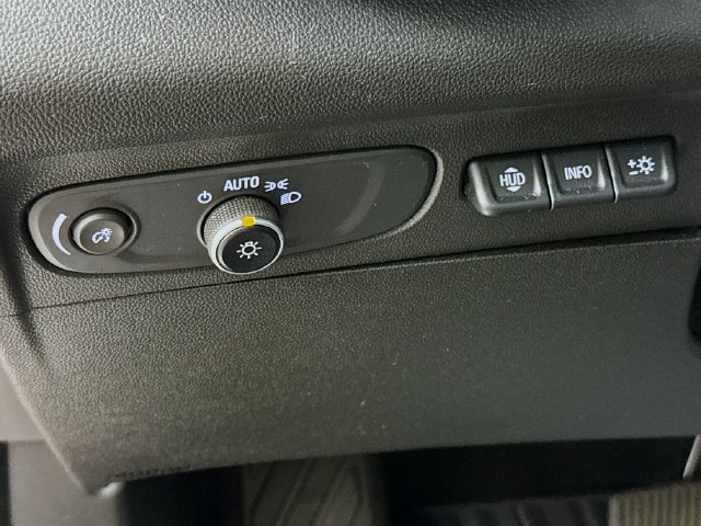 Used 2023 Buick Envision Avenir AWD/4WD image 11