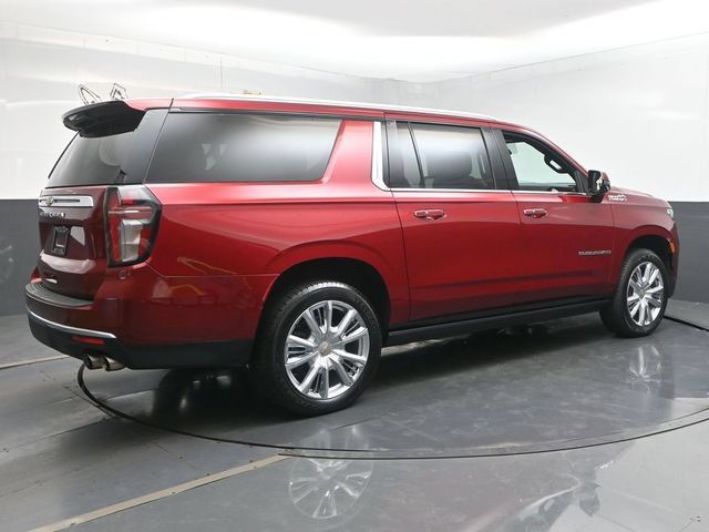Used 2022 Chevrolet Suburban High Country AWD/4WD image 56