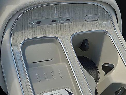 New 2026 Hyundai Palisade Calligraphy FWD image 22