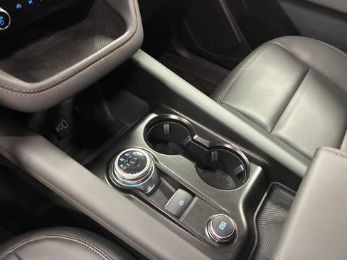 Used 2026 Ford Explorer Active w/ Active Comfort Package RWD image 24