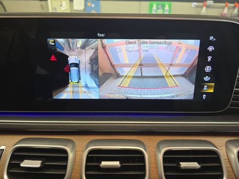 Certified 2022 Mercedes-Benz GLE 350 4MATIC w/ Premium Package image 26