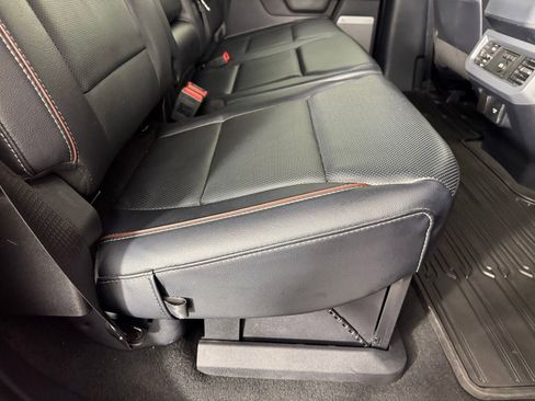 Used 2024 Ford F250 Lariat w/ Lariat Ultimate Package image 29