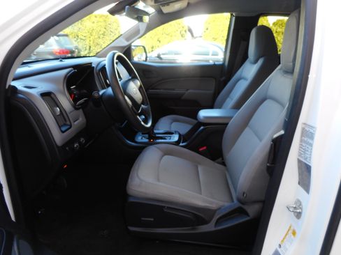 Used 2016 Chevrolet Colorado W/T w/ WT Convenience Package AWD/4WD image 12