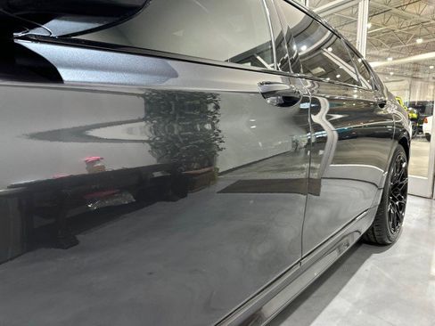 Used 2018 BMW 750i RWD image 17