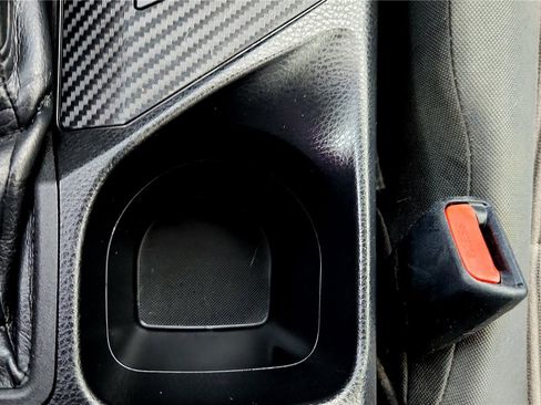 Used 2015 Toyota RAV4 LE image 46