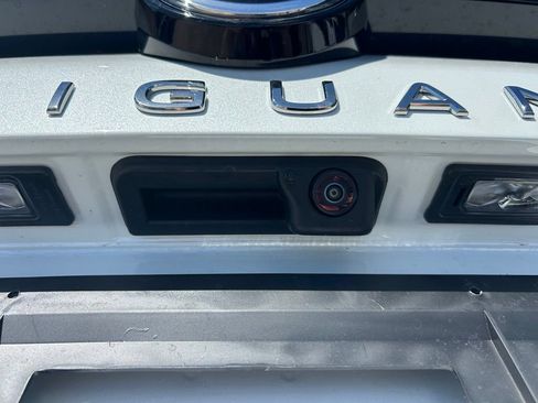 New 2026 Volkswagen Tiguan SEL R-Line AWD/4WD image 44