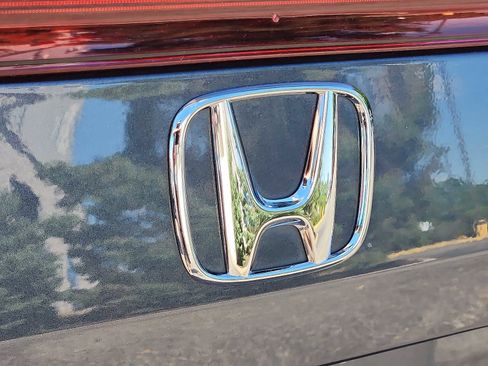 Used 2023 Honda Civic EX-L image 4
