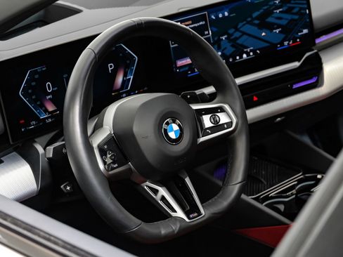 Used 2026 BMW 530i w/ M Sport Package image 20