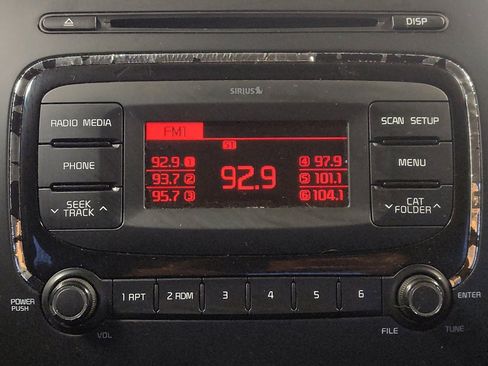 Used 2018 Kia Forte LX image 25