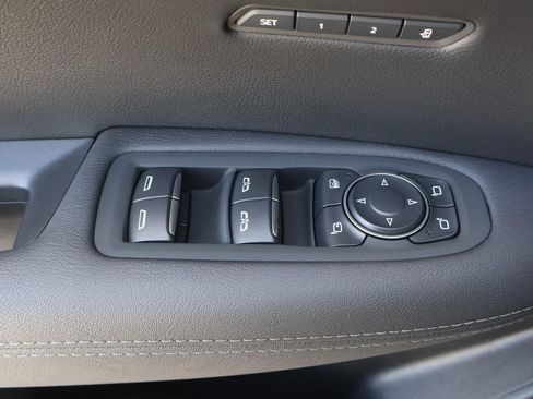 New 2025 Cadillac XT5 Premium Luxury image 11