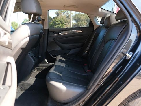 Used 2018 Hyundai Sonata Limited w/ Limited Ultimate Package 03 image 20
