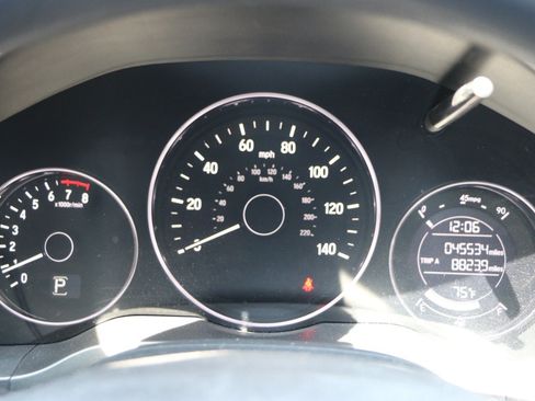 Used 2017 Honda HR-V EX image 26