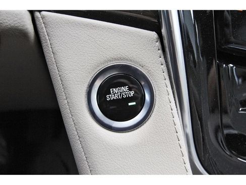Used 2020 Cadillac Escalade Luxury RWD image 30