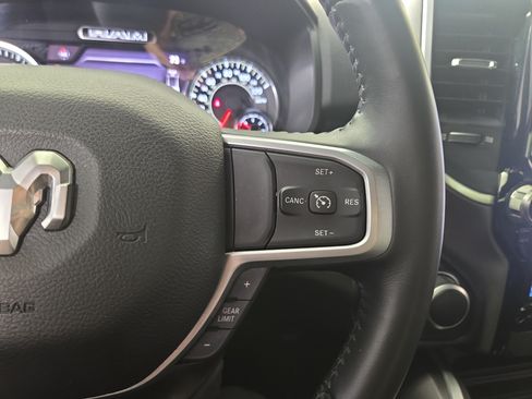 Used 2023 RAM 1500 Big Horn AWD/4WD image 17