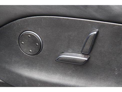 Used 2018 Tesla Model X 100D image 12