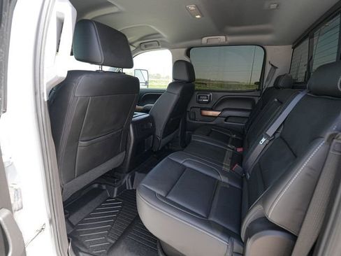 Used 2018 Chevrolet Silverado 1500 LTZ w/ LTZ Plus Package AWD/4WD image 19