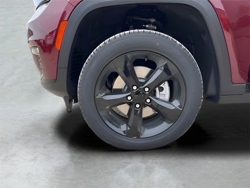 New 2025 Jeep Grand Cherokee L Limited w/ Luxury Tech Group II image 53