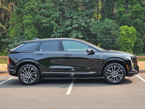 New 2026 Cadillac Optiq Sport 1 AWD/4WD image 6