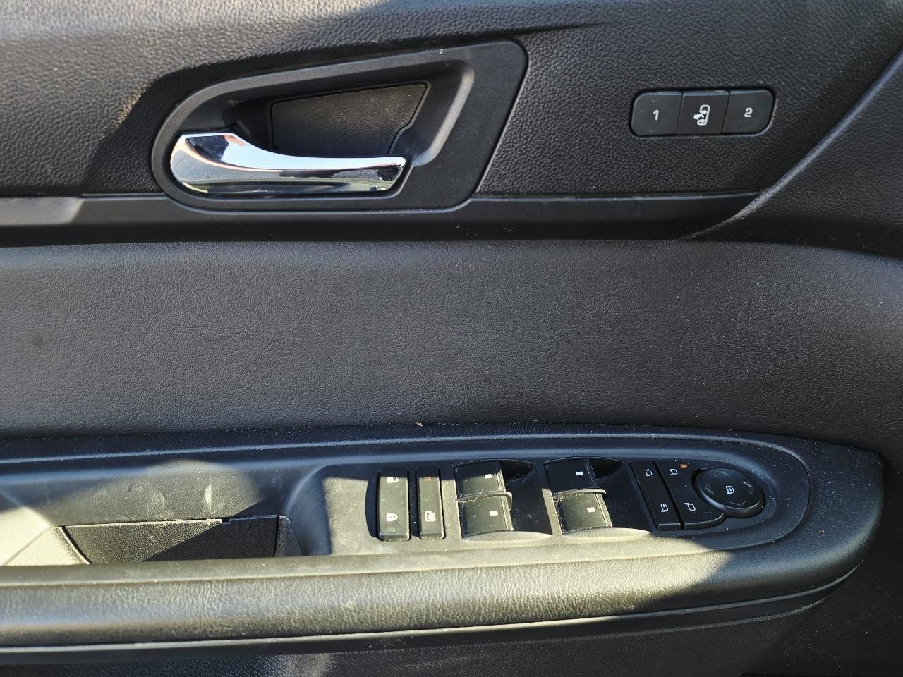 Used 2017 Chevrolet Traverse LT FWD image 27