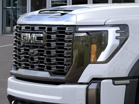 New 2026 GMC Sierra 2500 Denali Ultimate AWD/4WD image 13