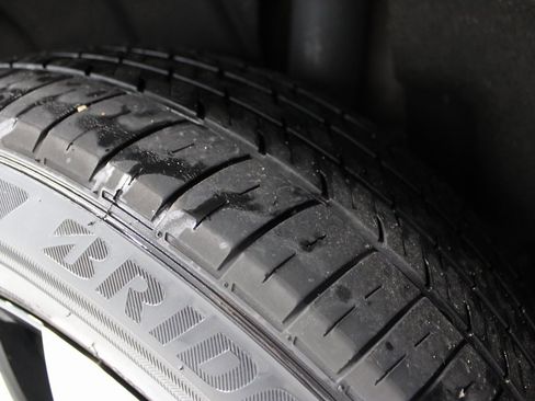 Used 2022 Volkswagen Tiguan S image 20