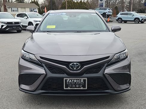 Used 2024 Toyota Camry SE image 20