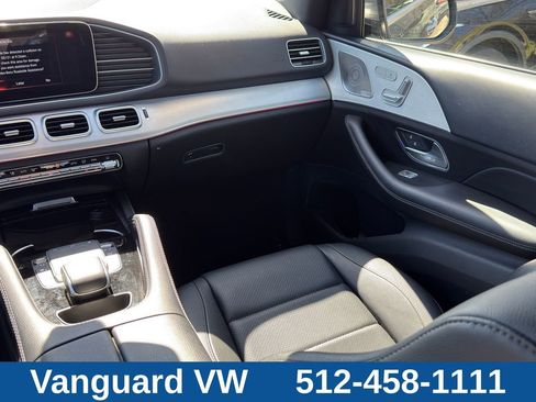 Used 2022 Mercedes-Benz GLE 350 4MATIC w/ Premium Package image 29