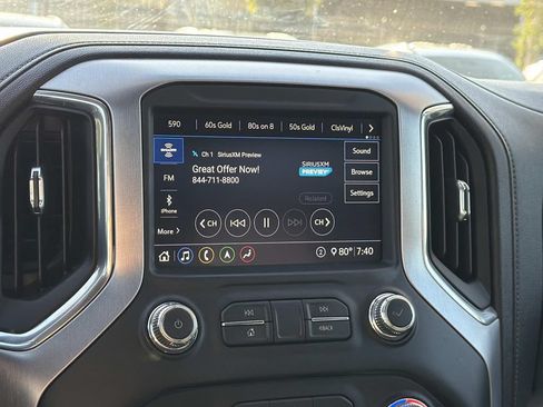 Used 2020 GMC Sierra 1500 SLT AWD/4WD image 10