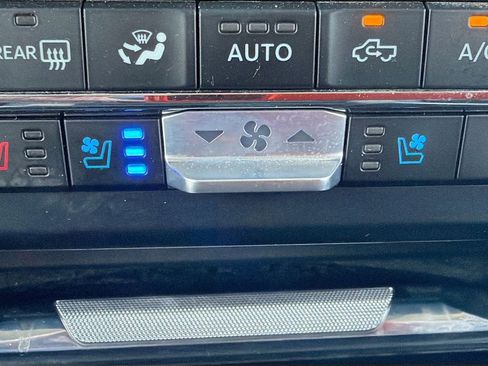 Used 2025 Ford F450 Lariat w/ Lariat Ultimate Package image 22