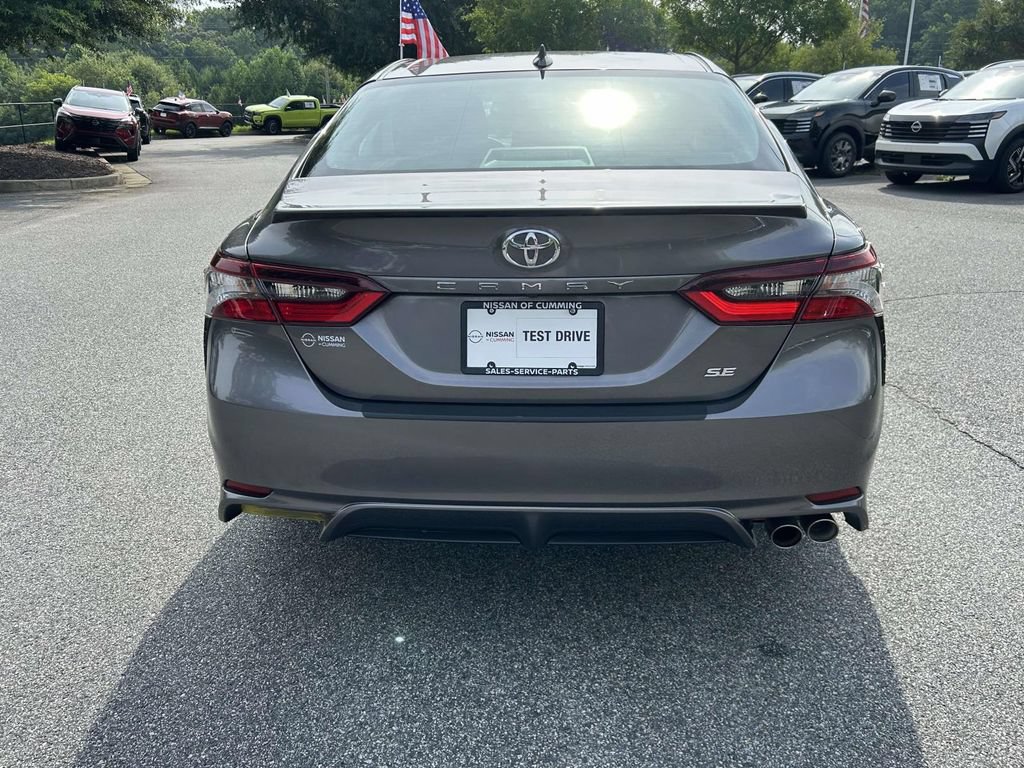 Used 2023 Toyota Camry SE FWD image 6