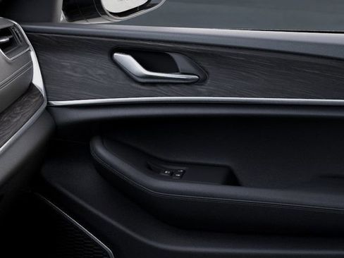 New 2026 Jeep Grand Cherokee L Limited image 25