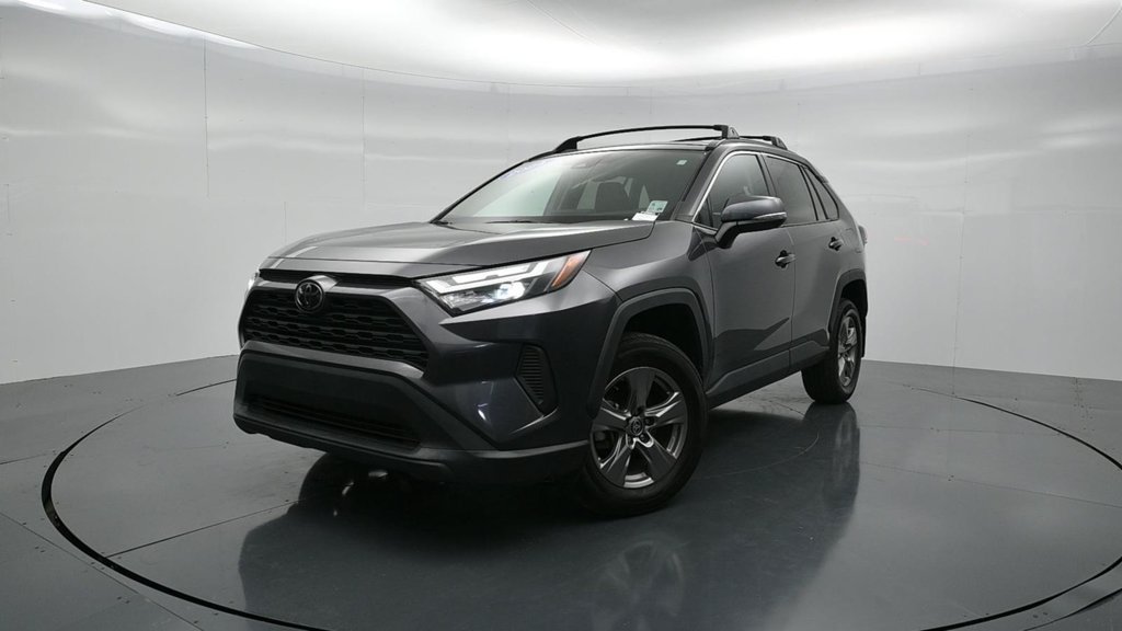 Used 2024 Toyota RAV4 XLE FWD image 9