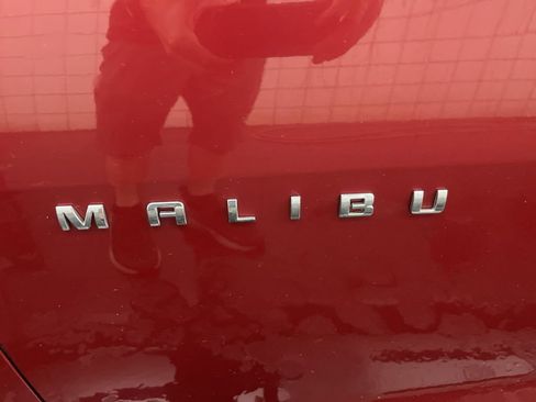 Used 2016 Chevrolet Malibu LT FWD image 24