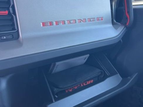 Used 2024 Ford Bronco Raptor w/ Interior Carbon Fiber Pack 6 AWD/4WD image 40