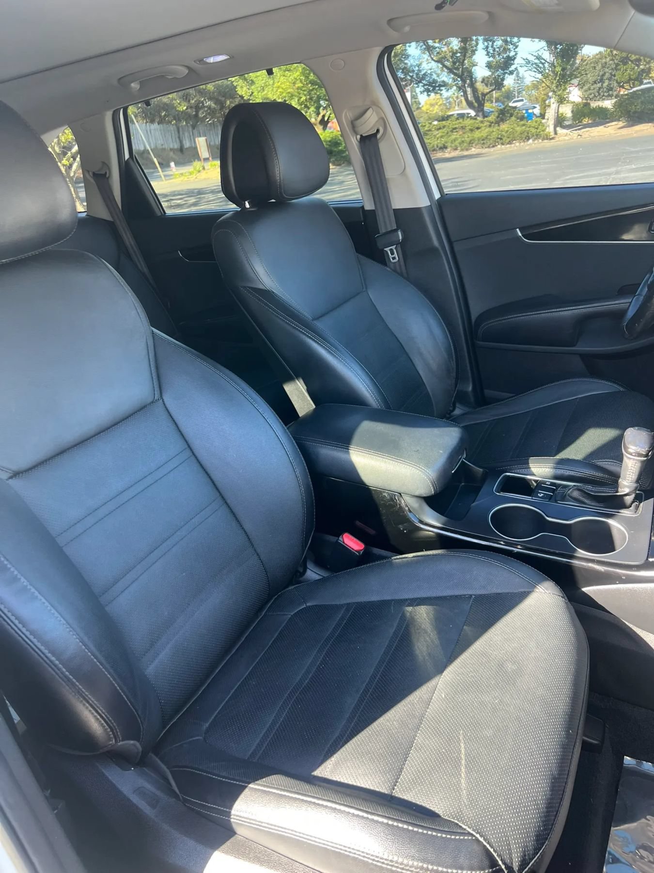 Used 2016 Kia Sorento SX FWD image 13