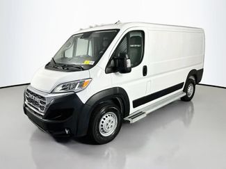 Used 2025 RAM ProMaster 2500 w/ U-Haul Equipment Group FWD video 3